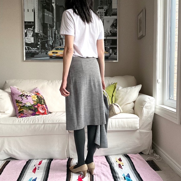 Vintage grey knit knee length skirth - Picture 4 of 13